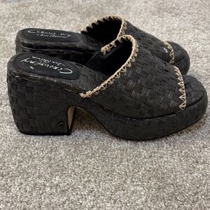 Sam Edelman Black Woven Mules with Tan Trim